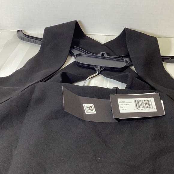 ANDIE STRETCH CREPE DRESS
$345.00.           A - Picture 13 of 13